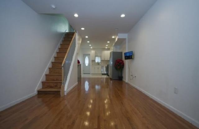2234 SEARS Street photos photos