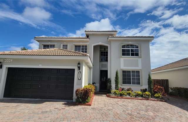 8941 SW 208th Ter - 8941 Southwest 208th Terrace, Cutler Bay, FL 33189