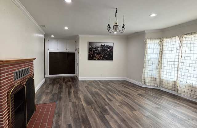 3297 North Pershing Avenue Gallery 3