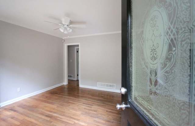 618 Hickory Trail Southeast Gallery 3