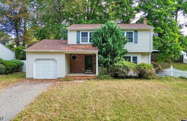 30 Brookside Rd - 30 Brookside Road, Middlesex County, NJ 08817