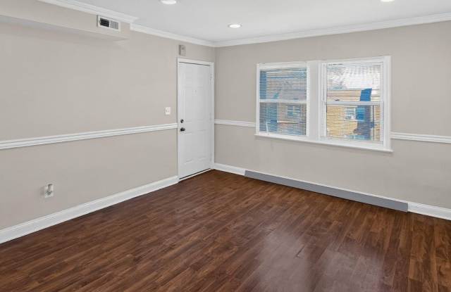 1255 MEIGS Place NE Gallery 3