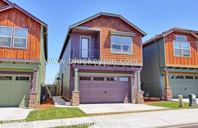 7403 NW 1st Place - 7403 Northwest 1st Place, Hazel Dell, WA 98665