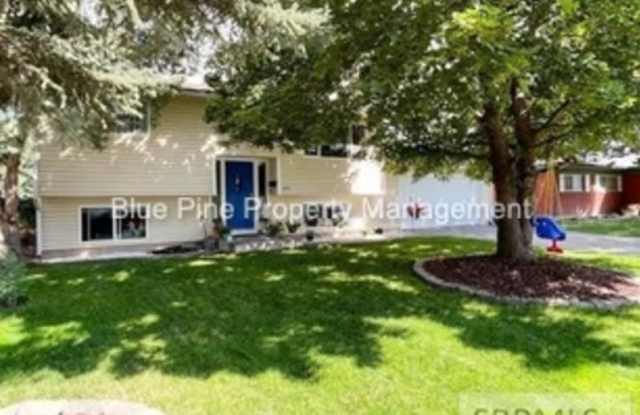 1975 Falcon Drive photos photos