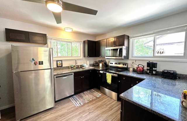 2136 Washtenaw Ave photos photos
