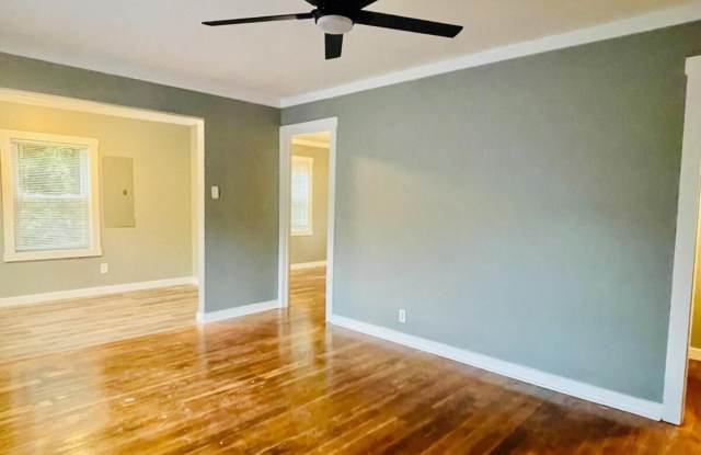 3518 Carroll Avenue Gallery 2