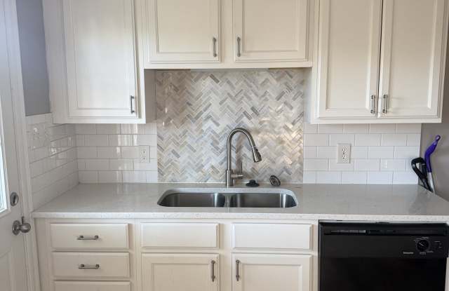 1522-24 Elmwood Avenue - 2 Gallery 2