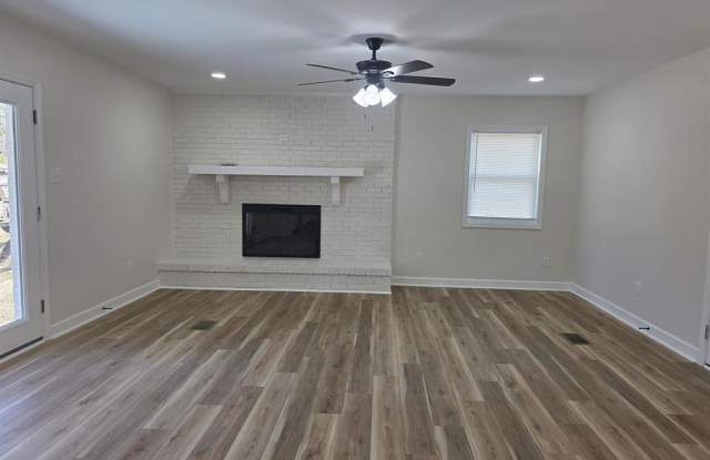 13912 Alexander Road Gallery 3