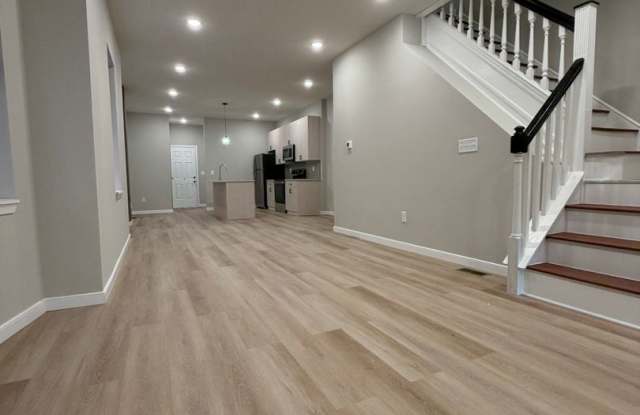⭐⭐⭐ NEWLY RENOVATED 4 BEDROOMS & 2.5 BATH HOUSE LOCATED IN WEST PHILLY ⭐⭐⭐ Gallery 4