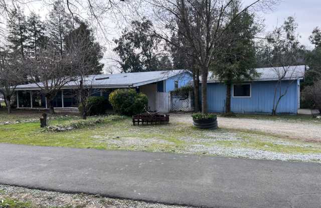 Country Setting 4-bedroom, 2-bathroom home! photos photos Country Setting 4-bedroom, 2-bathroom home! photos photos