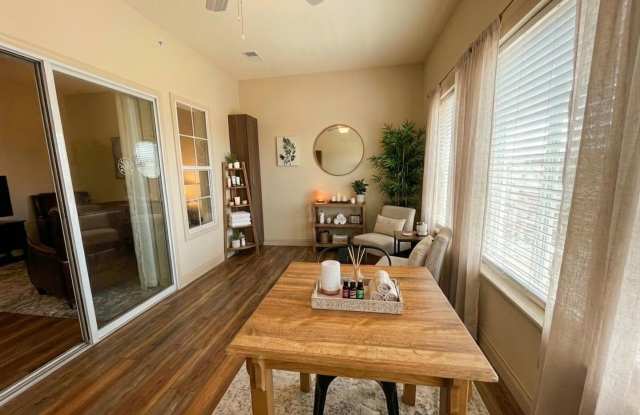 Beautifully Furnished One bedroom, One bath in Branson, Mo. with a View from the Sunroom photos photos