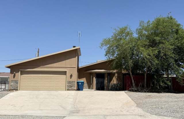 3231 Daytona Ave photos photos