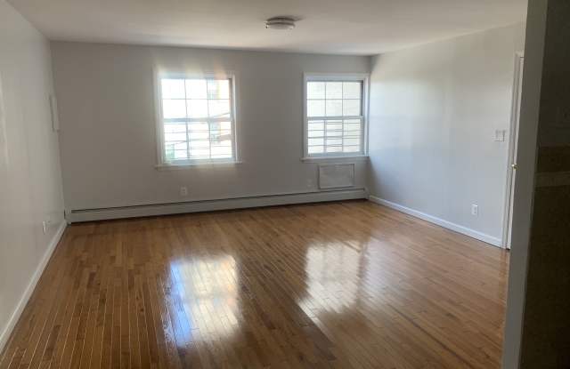 816 East 175th Street photos photos