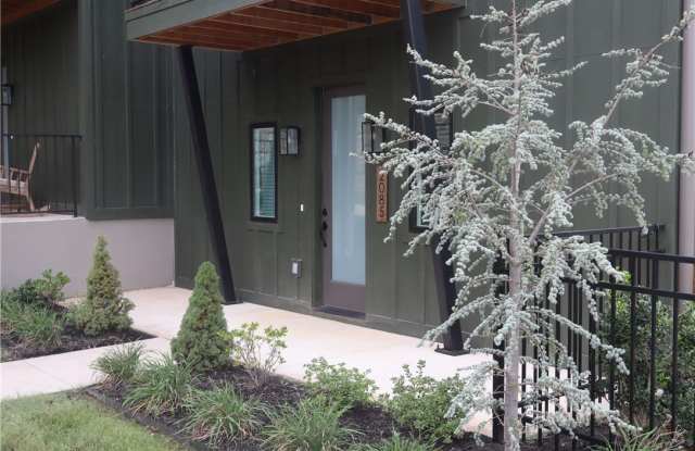2085 E Roe Terrace Gallery 1