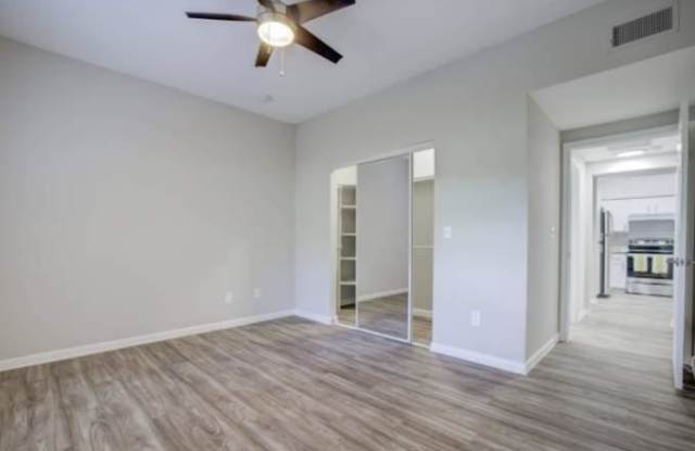8733 Bluffstone Cove Gallery 3