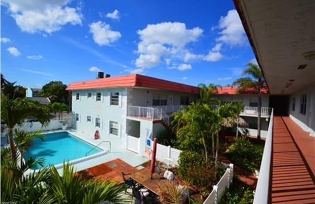 2201 NE 36th St - 2201 East Sample Road, Lighthouse Point, FL 33064