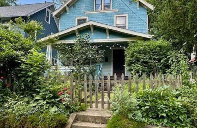839 Bloomfield Avenue photos photos