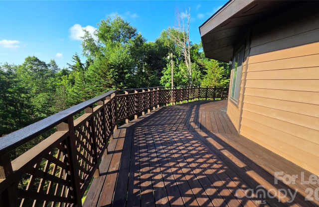 281 Bearwallow Trail Gallery 3