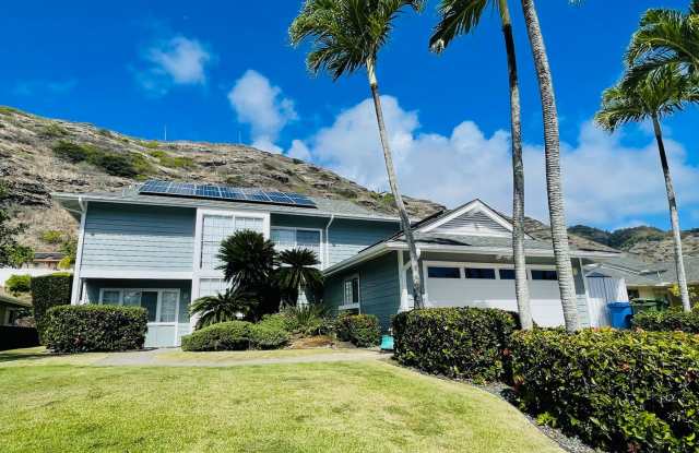 Beautiful two story home in Hawaii Kai - 7452 Makaa Street, East Honolulu, HI 96825