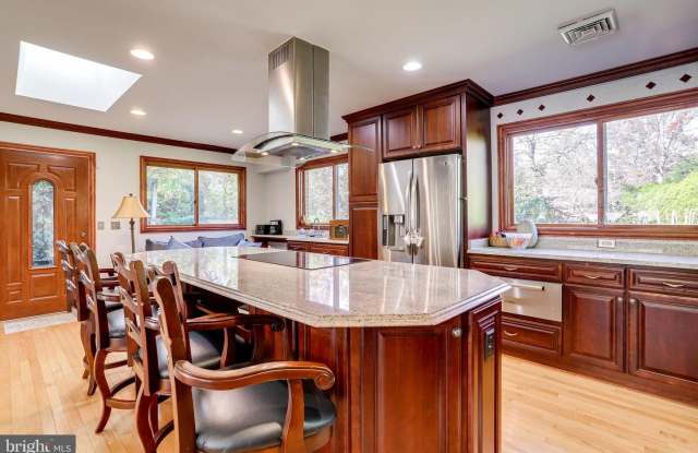3426 BLAIR RD - 3426 Blair Road, Lake Barcroft, VA 22041
