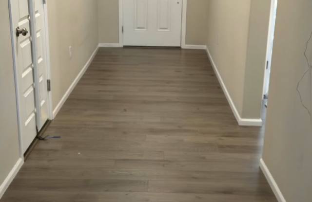 7921 39th Pl Ne Gallery 3