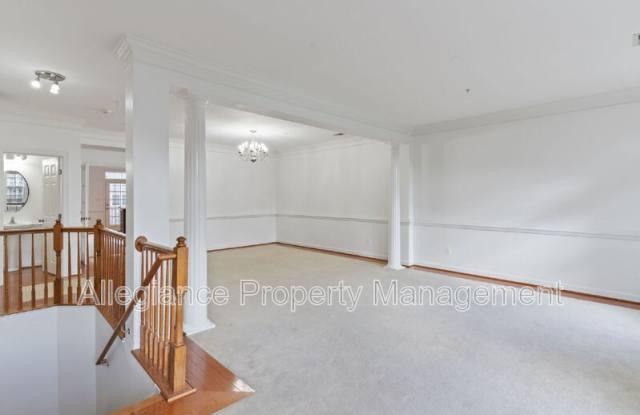 5675 Harrington Falls Ln Gallery 3