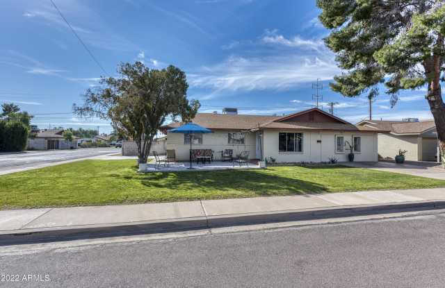 201 W Alameda Drive Gallery 2