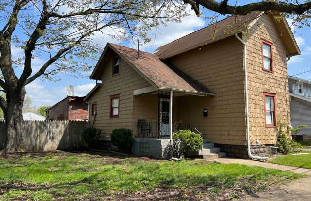 2 Bedroom NE Canton House for Rent photos photos