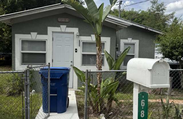 680 East Grapefruit Avenue photos photos