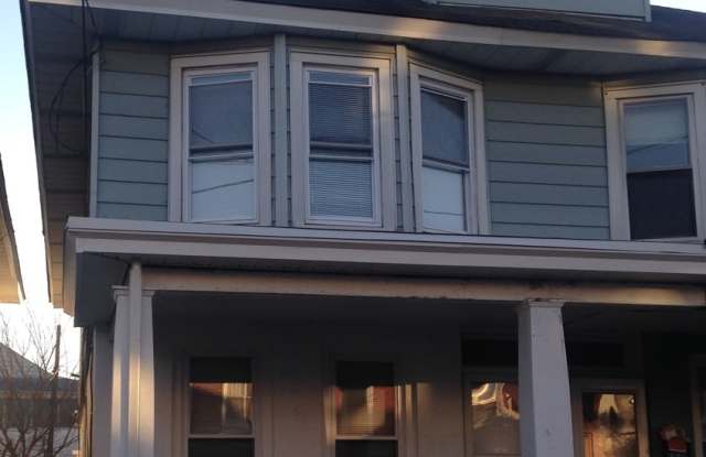 Great Home! Spacious and Updated! Wood Flooring! New Window! Eat-in-Kitchen! Yard! - 1615 Genesee Street, Mercer County, NJ 08610