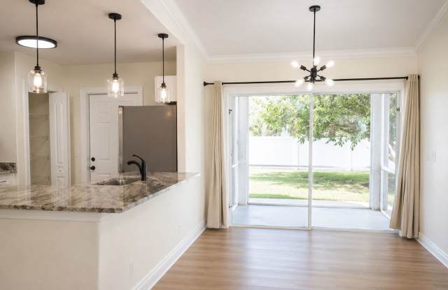 Home for rent Gallery 3