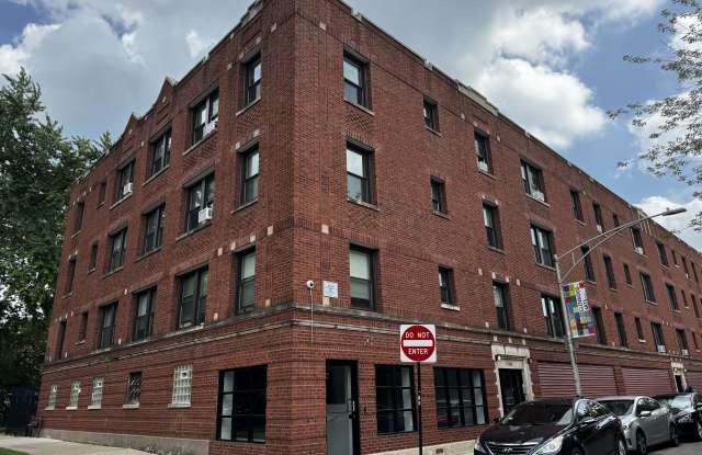 1375 W Greenleaf Ave photos photos