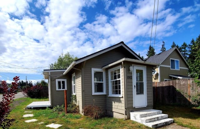 1002 Park Ave - 1002 Park Avenue East, Kitsap County, WA 98366