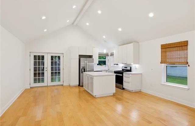 149 JEFFERSON HEIGHTS Avenue Gallery 3