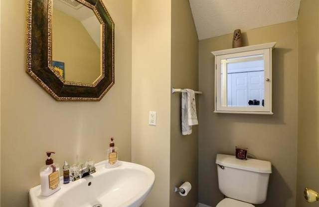 211 Harmony Court Gallery 4