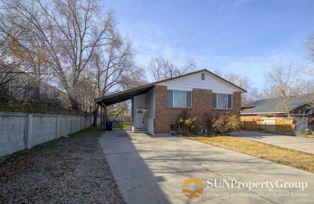 Duplex In Great West Valley Area photos photos