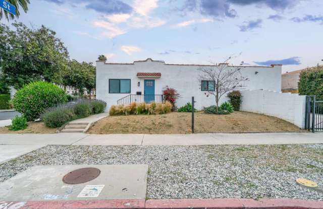 2902 West Boulevard photos photos