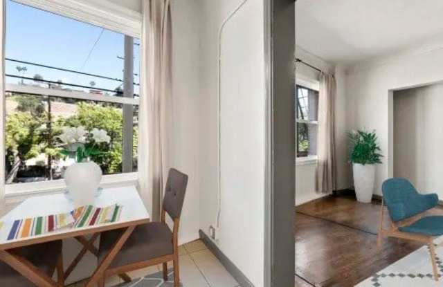 Del Mor Apartments Gallery 4