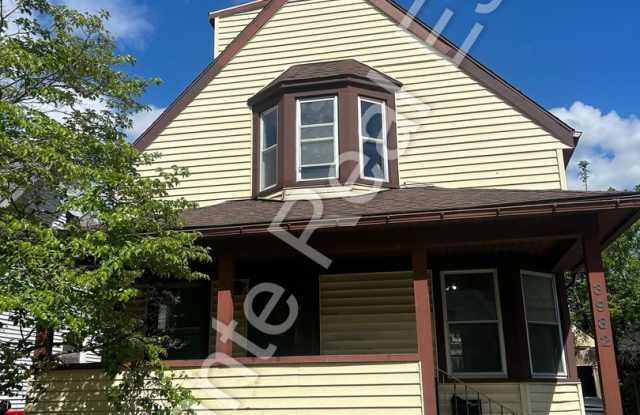 Welcome to 3932 Burnham Ave, a cozy 3-bedroom, 1-bathroom home located in Toledo's 43612 area. photos photos