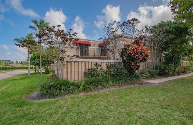 4240 Village Dr photos photos