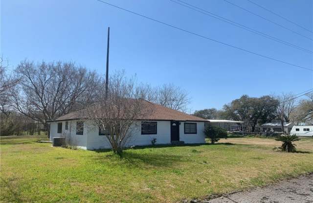 10704 State Highway 185 Gallery 2
