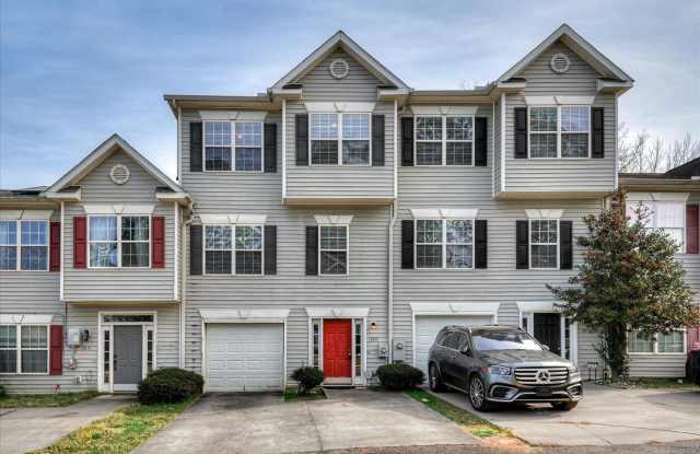 2817 Brickrun Way Gallery 1