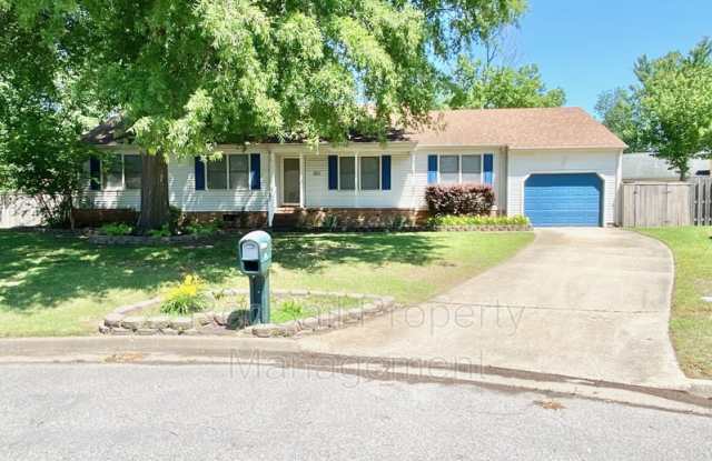 802 Tiverton Pl photos photos