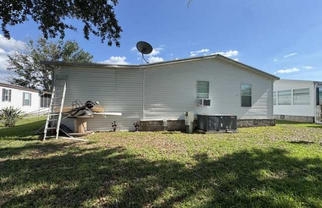 1584 Valiant Drive Gallery 4