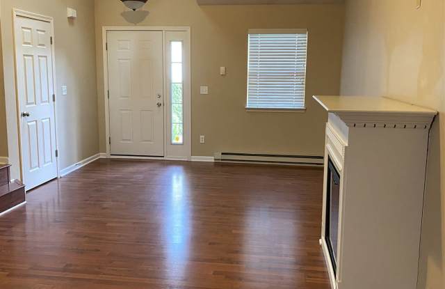 4612 Creekside Drive Gallery 4