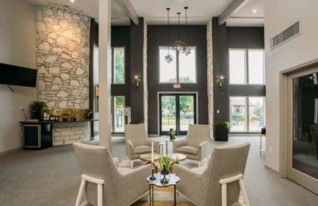 5267 Glen Ridge Dr Gallery 4