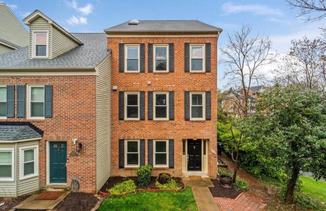 7509 CHRISLAND COVE - 7509 Chrisland Cove, West Falls Church, VA 22042