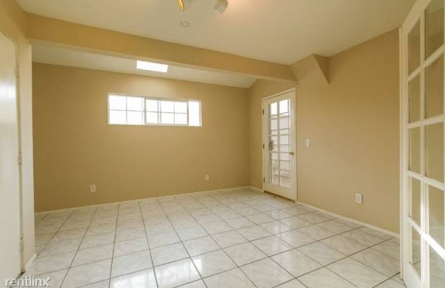 251 Riverview Way Gallery 2