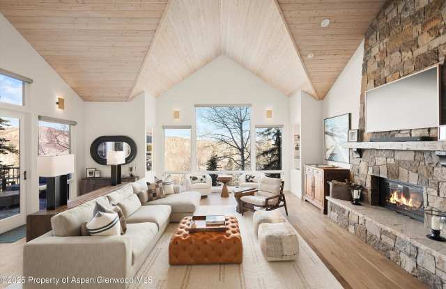 18 Edgewood Lane photos photos