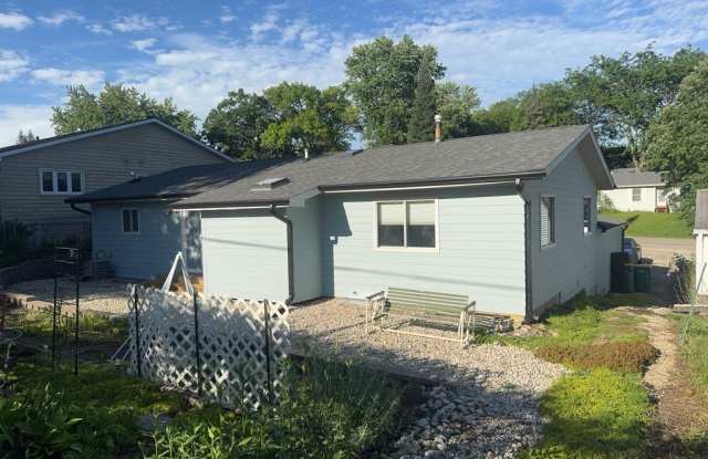 3829 EASTWAY Drive Gallery 3